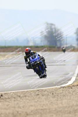 media/Jun-07-2025-TrackDaz (Sat) [[4413525952]]/B Group/220pm (Turn 9)/